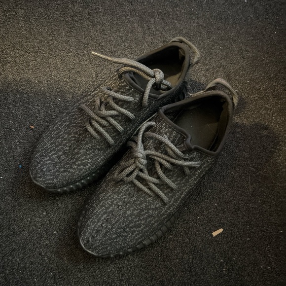 Yeezy Black Gray Sneakers - Picture 1 of 2